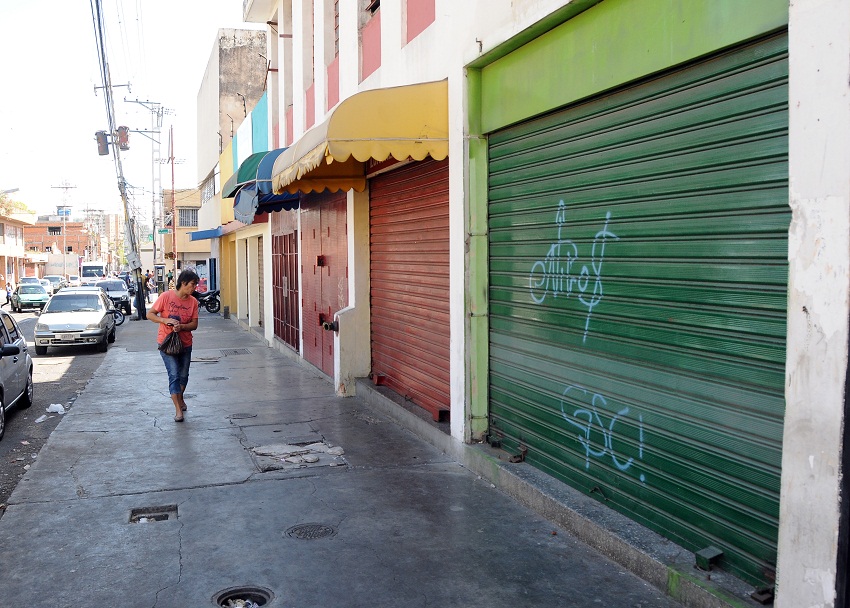 Más de 500 comercios cerraron por falta de mercancía en Carabobo