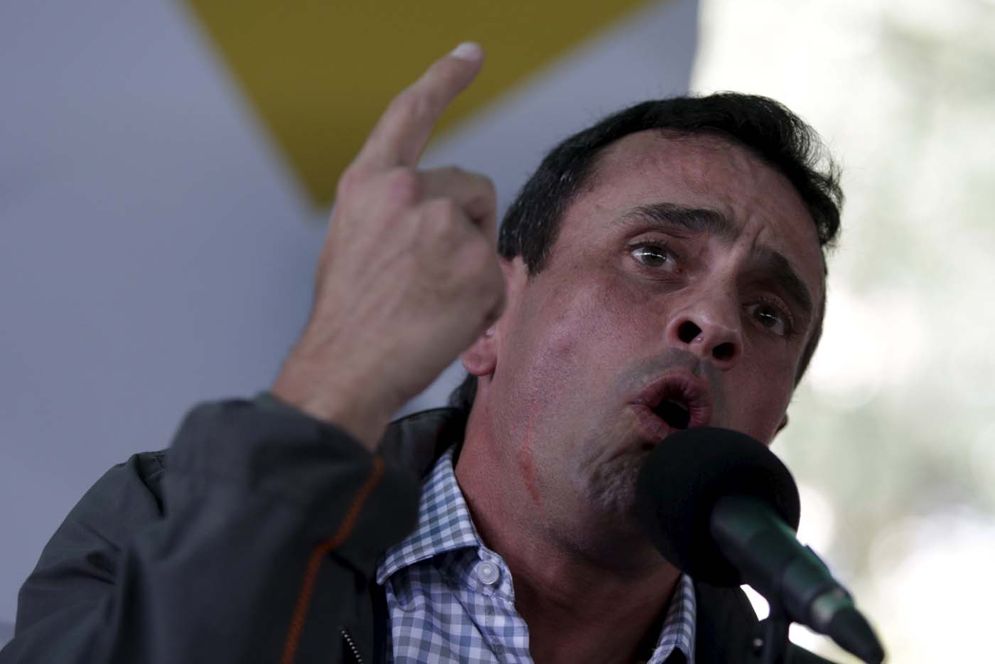 Capriles llama a desacatar el estado de excepción si la AN lo rechaza