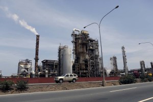 Crisis en sector petrolero de Venezuela, una de las causas del aumento de precio del crudo