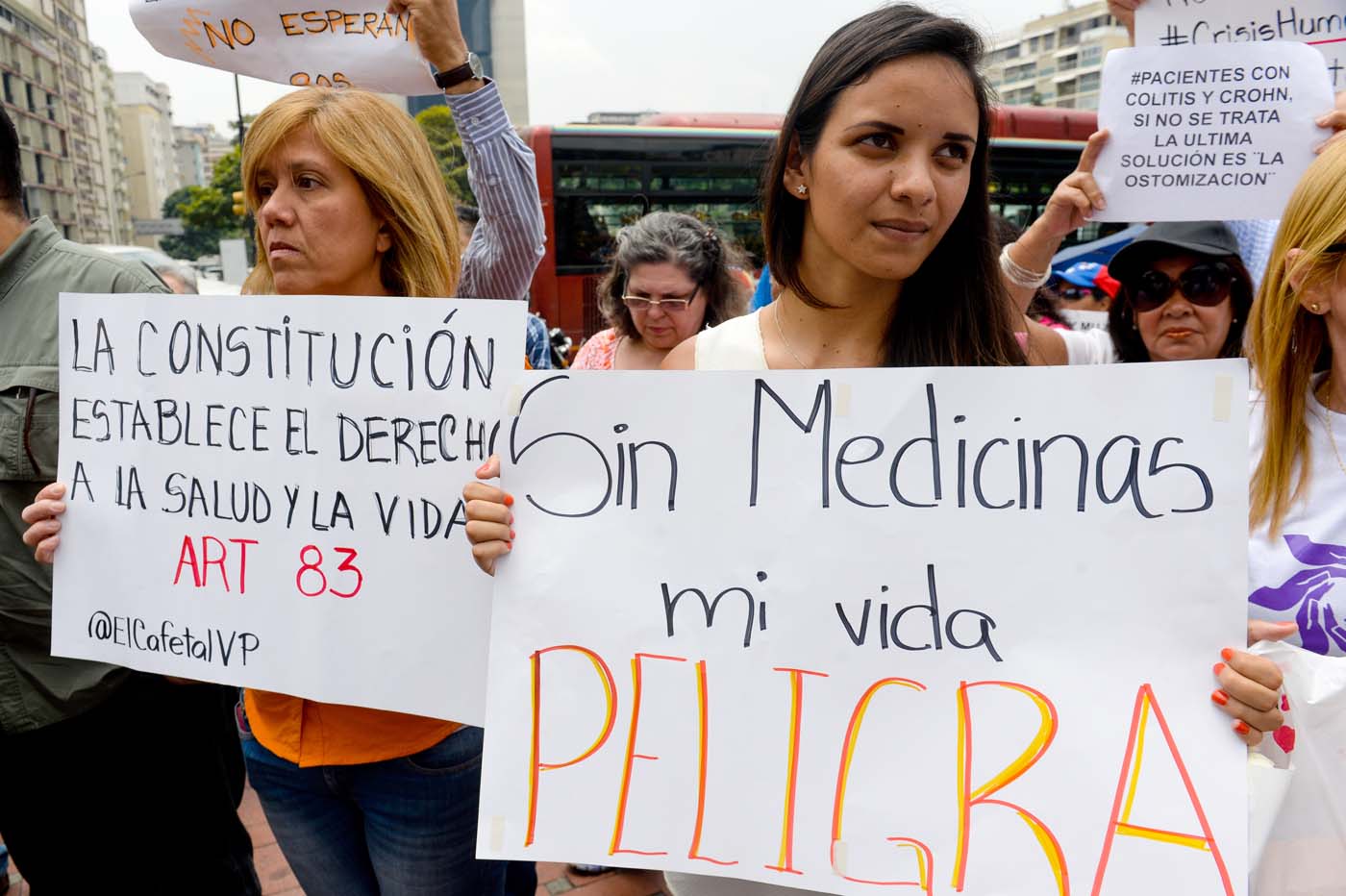 Periodistas se movilizan para promover la recolección de medicamentos y exigir que se acepte la ayuda humanitaria