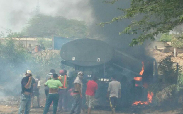 Enfrentamiento, muerte y plomo por combustible en Guajira