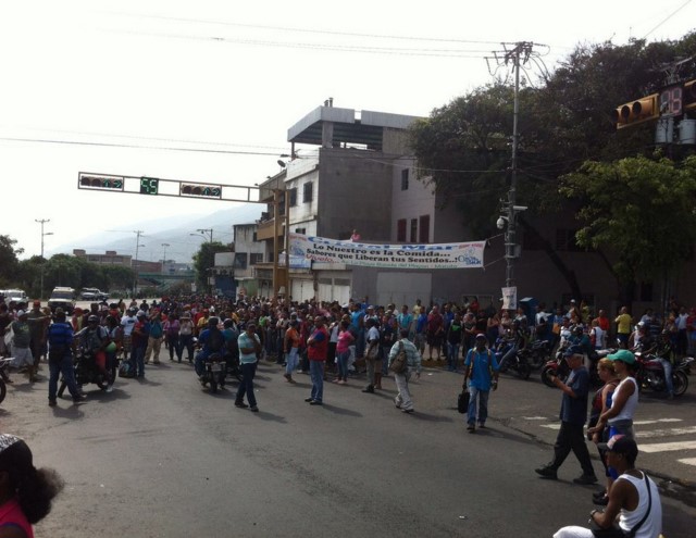 Periodista detenido por cubrir protesta en Vargas ya fue liberado