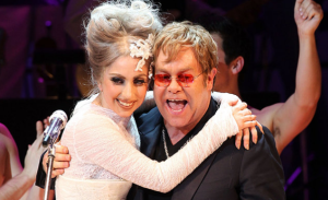Lady Gaga y Elton John lanzarán línea de ropa