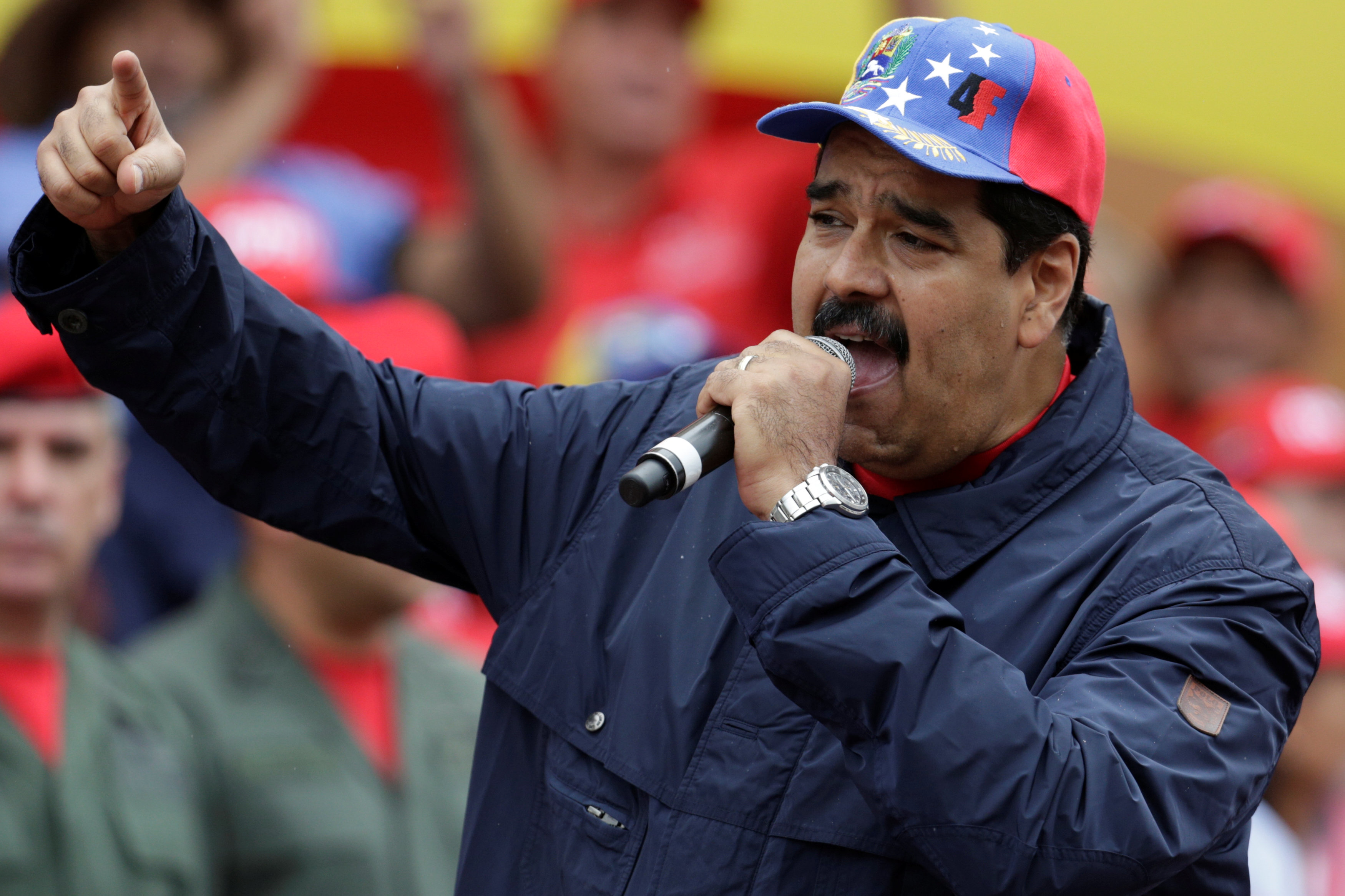 Maduro apoya “berrinche” de Tibisay por presuntas “ofensas grotescas” contra el CNE