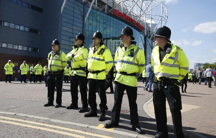 Paquete sospechoso destruido en estadio Manchester United era dispositivo de entrenamiento