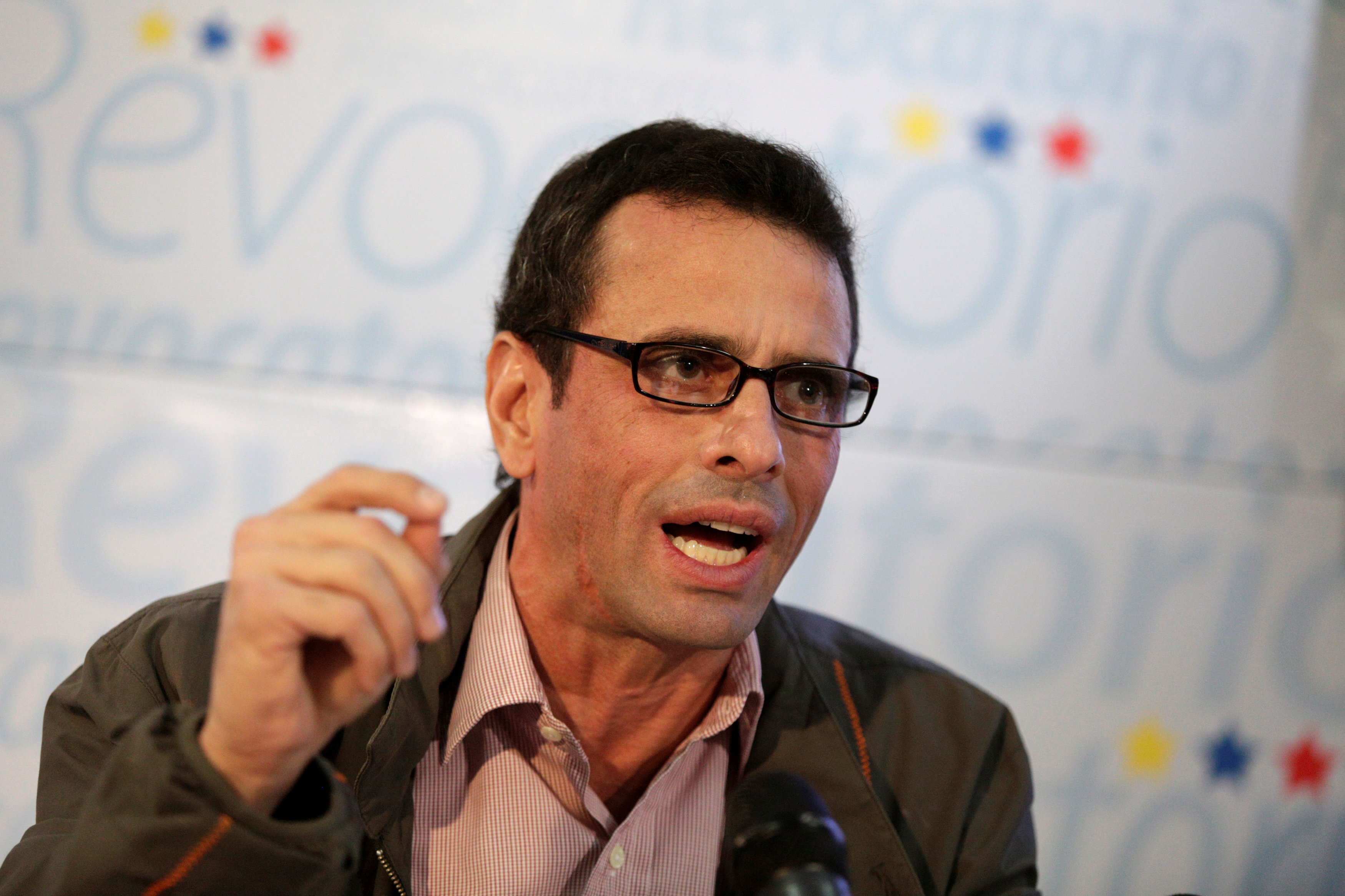 Capriles dice que a Zapatero no le gusta el referéndum revocatorio