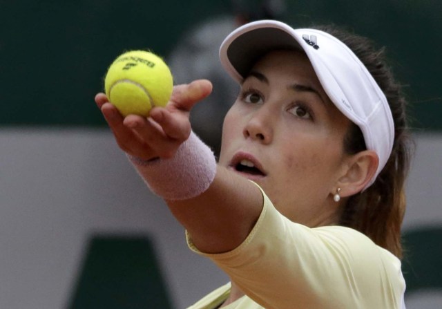 Tennis - French Open Womens Singles Semifinal match - Roland Garros - Garbine Muguruza of Spain v Samantha Stosur of Australia - Paris, France - 03/06/16. Garbine Muguruza serves. REUTERS/Jacky Naegelen