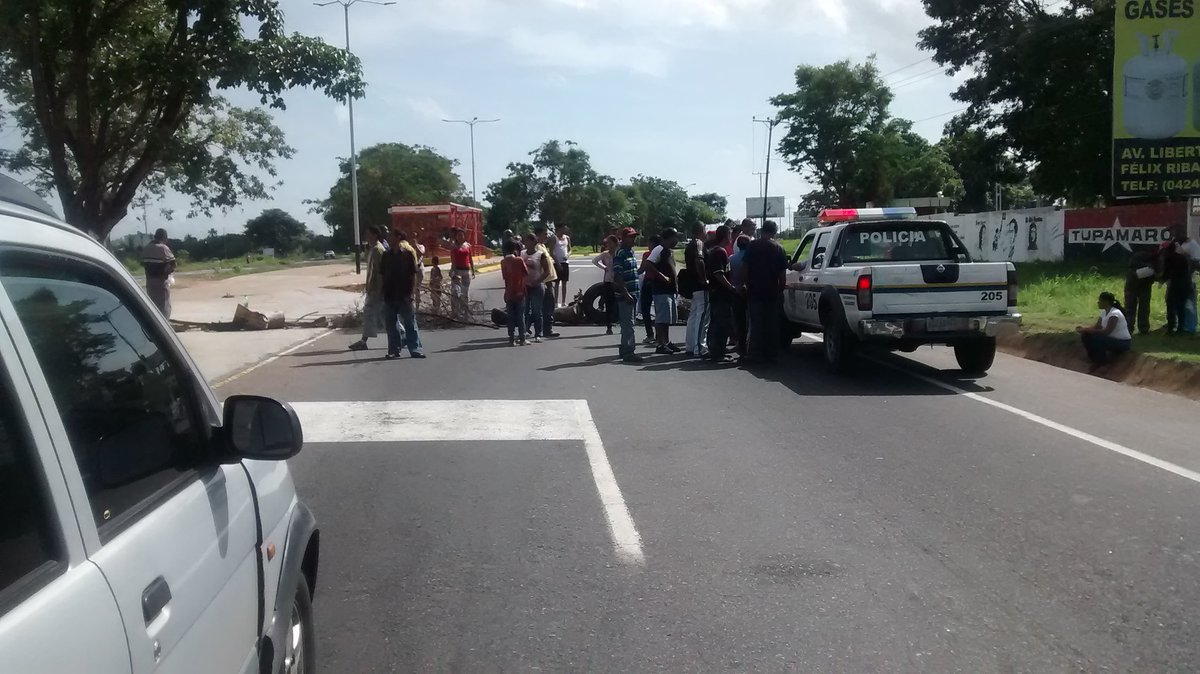 #13Jun: Manifestación en San Felix por falta de comida