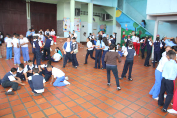 Aumenta solicitud de cupos en escuelas públicas en Vargas por cierre de privadas