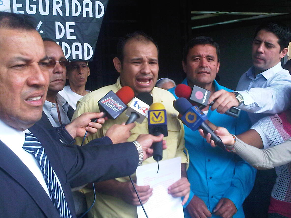 Acusan a Jorge Rodríguez de negligencia ante inseguridad y violencia en colas de Caracas