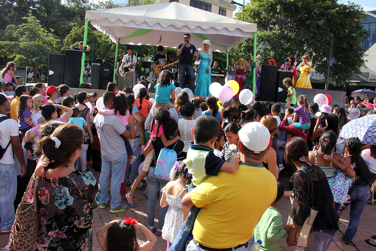 Alcaldía de Baruta celebró el Día del Niño en la plaza Alfredo Sadel