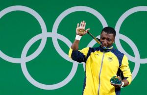Oscar Figueroa logra la primera presea dorada para Colombia #Rio2016