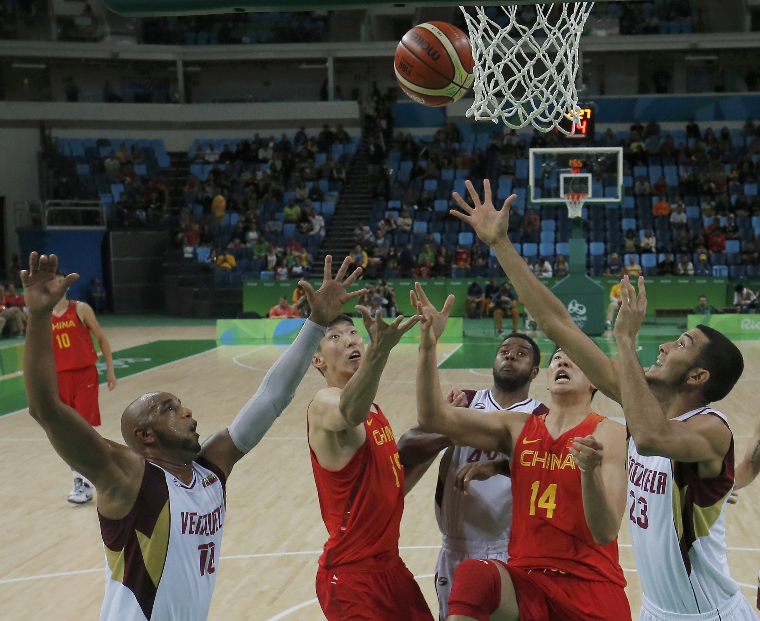 Venezuela derrota a China y consigue su primer triunfo en el baloncesto de Río 2016