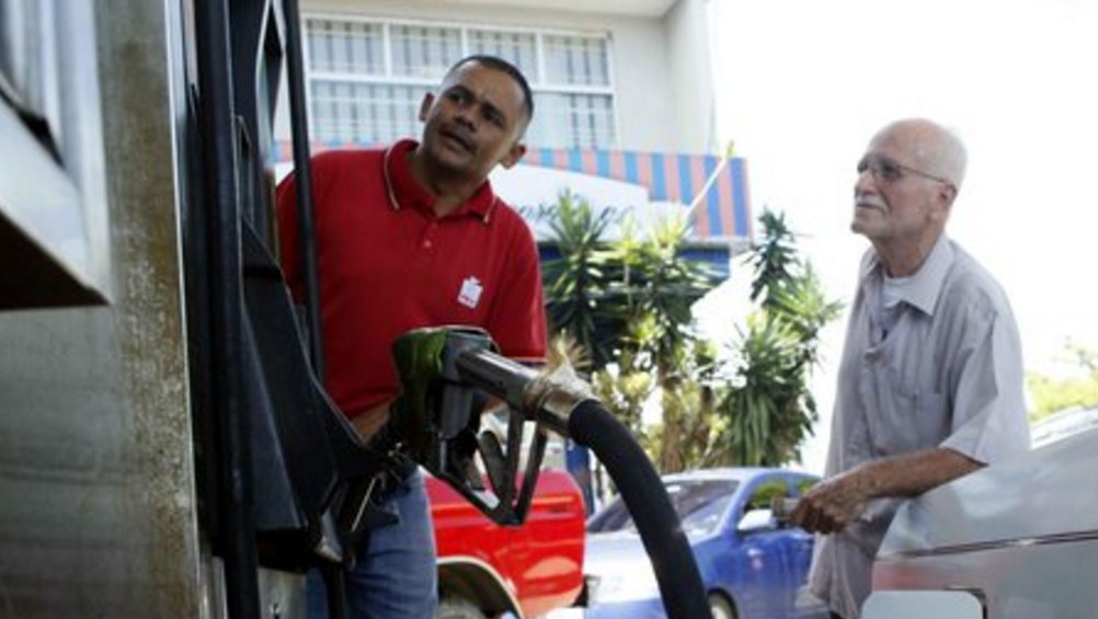 Conductores aseguran que reducen cupo de combustible a taxistas y transportistas en Táchira