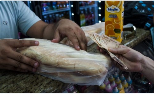 Panaderías que tengan colas serán multadas