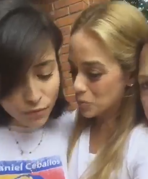 Lilian y Mitzi se unen en apoyo a Patricia de Ceballos (Video)