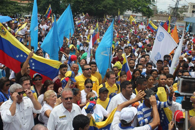 Braulio Merino reta a Nicolás Maduro: La situación es insostenible