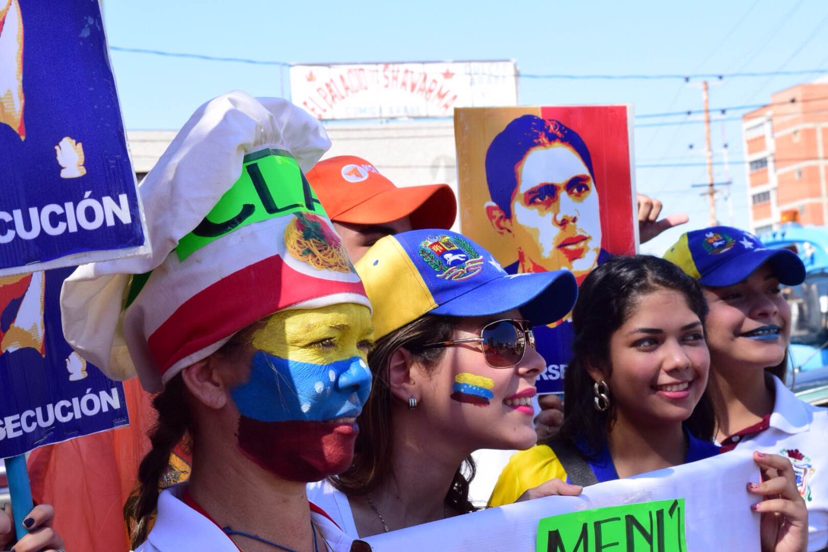 Zulianos toman Maracaibo para exigir el revocatorio (Fotos)