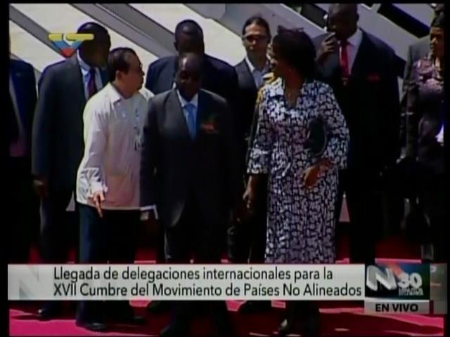 Mugabe llegó a Venezuela para participar en la Cumbre del Mnoal