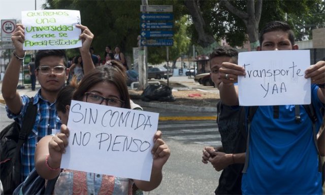 Estudiantes-Ucla-1