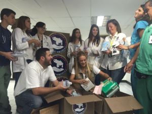 Hatillo Salud recibe donación de insumos médicos de Rescate Venezuela