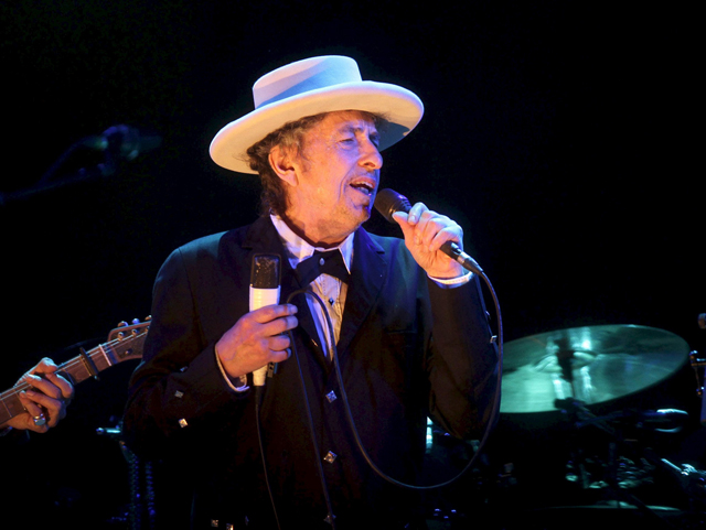 Bob Dylan la encarnación musical del movimiento pacifista y el espíritu hippie