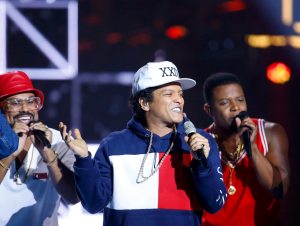Bruno Mars nos dio los 15 minutos más divertidos en Carpool Karaoke