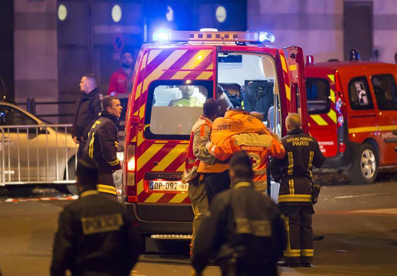 A un año de los atentados terrorista: Así fue la fatídica noche de terror en París (FOTOS)