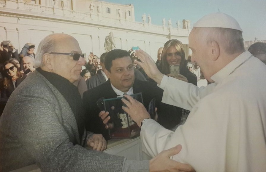 Venezolanos entregan al Papa Francisco una réplica del Santo Niño de La Cuchilla (fotos)