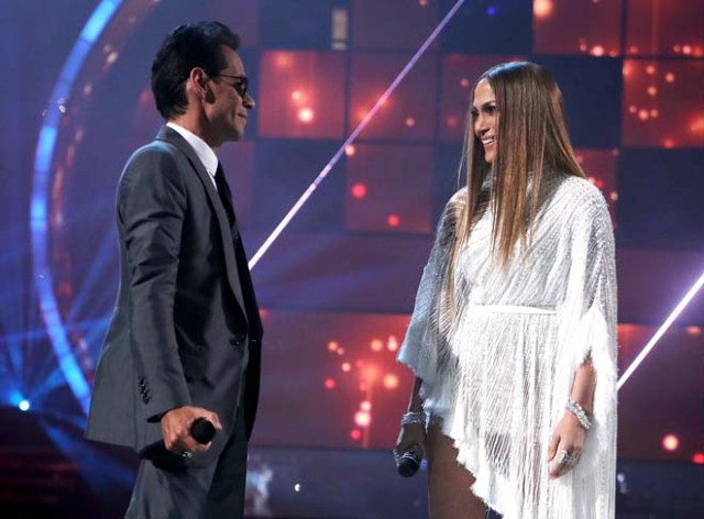 LAS VEGAS, NV - NOVEMBER 17: Marc Anthony (L) and Jennifer Lopez perform onstage during The 17th Annual Latin Grammy Awards at T-Mobile Arena on November 17, 2016 in Las Vegas, Nevada. Christopher Polk/Getty Images for LARAS/AFP