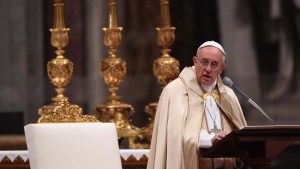 Papa Francisco muestra su “pesar” por fallecimiento de Castro y pide por su descanso
