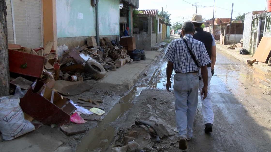 Lozano: El problema no es la lluvia, sino la falta de planes de mantenimiento y contingencia