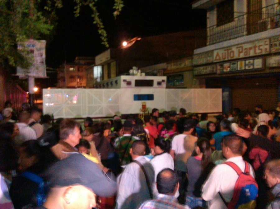 Luego del cierre de la frontera colocan unidades antimotín en Táchira
