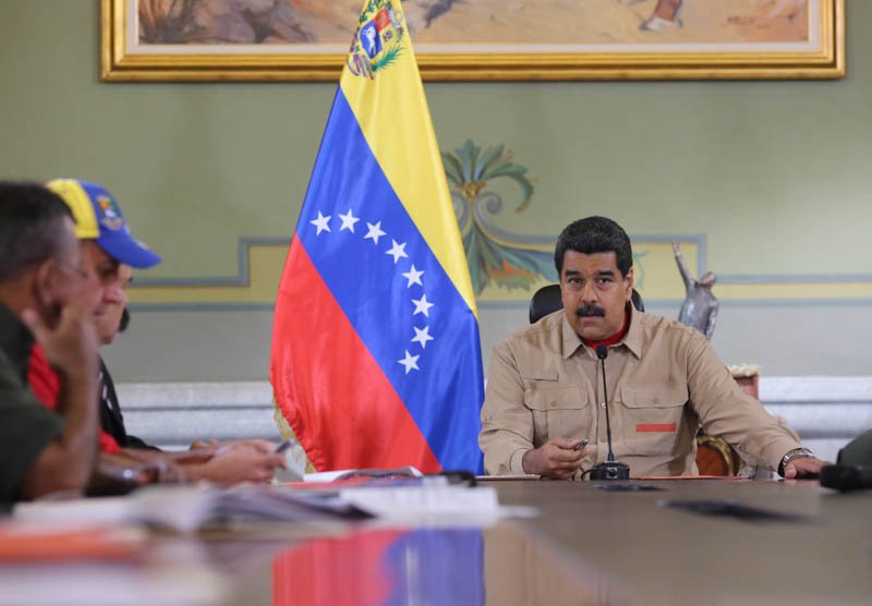 Maduro prorroga vigencia del billete de 100 bolívares hasta el 2 de enero de 2017