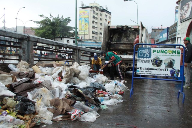 251216. Recoleccion de basura, Petare (1)