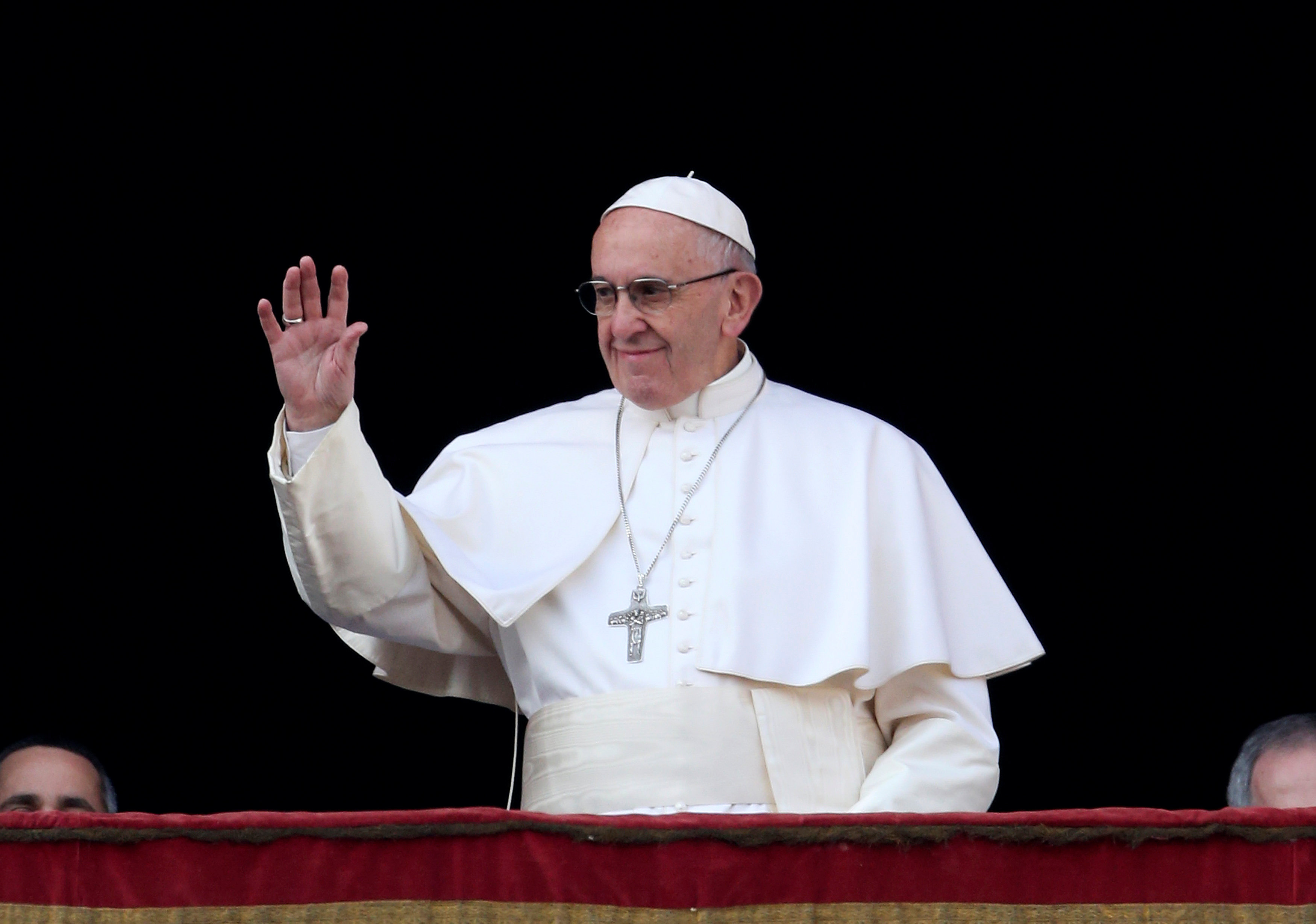 Papa Francisco expresa cercanía al pueblo ruso por el avión siniestrado