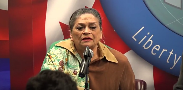 Conferencia “Cultura y Democracia: La Soledad de Venezuela” por Soledad Bravo (video)
