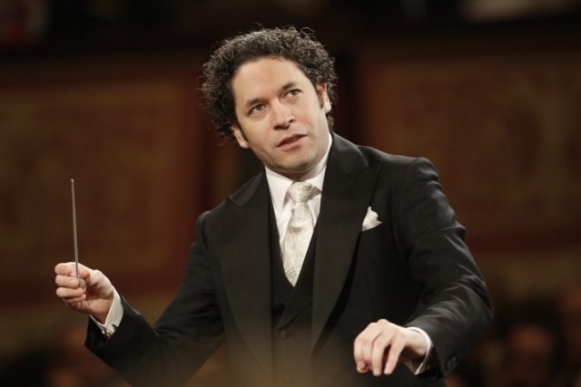 Venezulean conductor Gustavo Dudamel conducts the traditional New Year's Concert 2017 with the Vienna Philharmonic Orchestra at the Vienna Musikverein in Vienna, Austria, on January 1, 2017. / AFP PHOTO / Dieter Nagl / Austria OUT