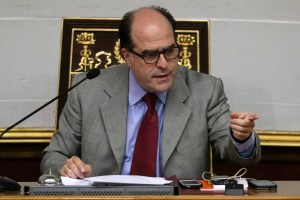 Julio Borges: Hay que luchar por arrancarle las elecciones al Gobierno