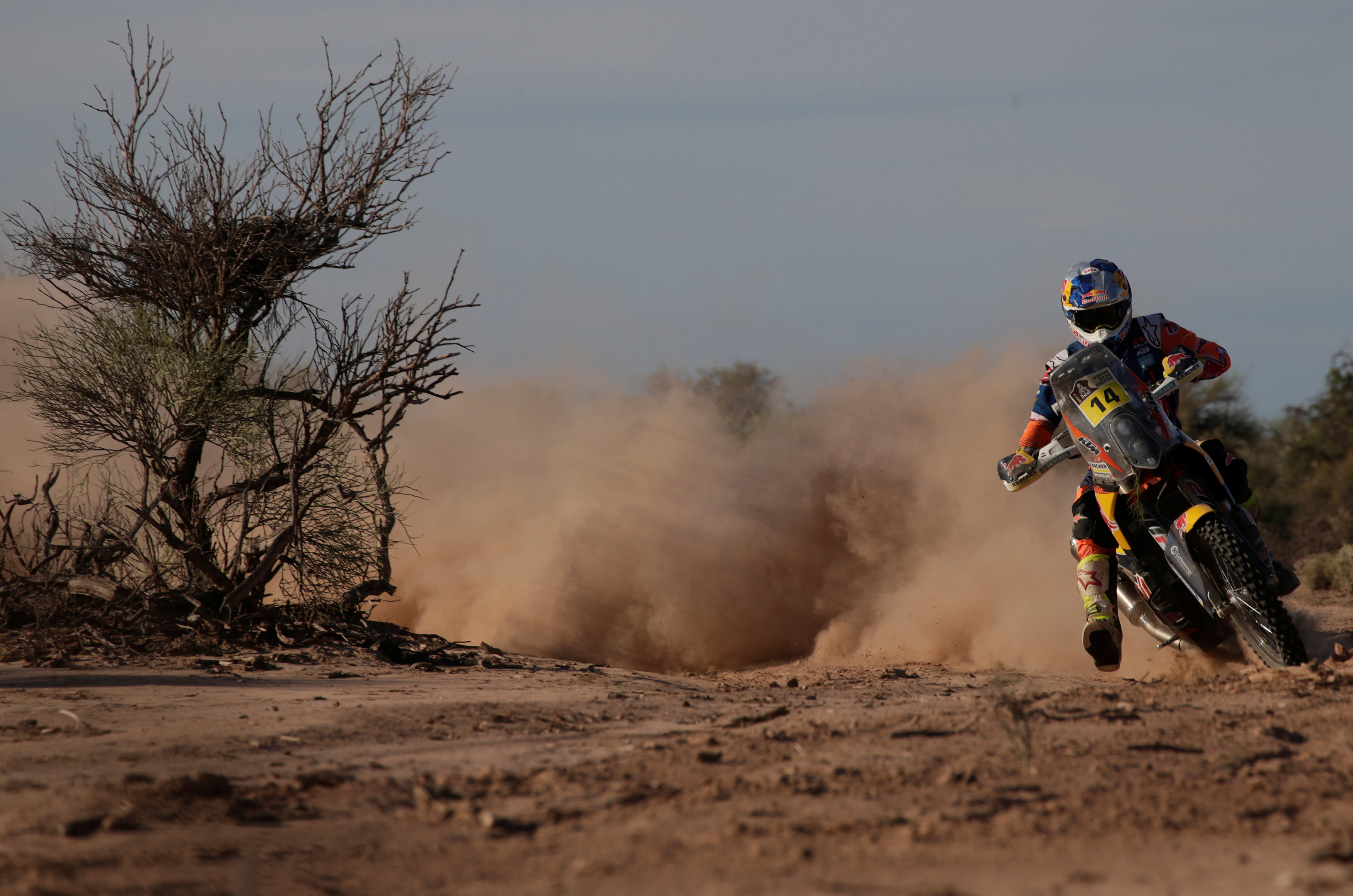 Sunderland, inminente ganador, mientras Peterhansel y Loeb se sacan chispas en el Dakar