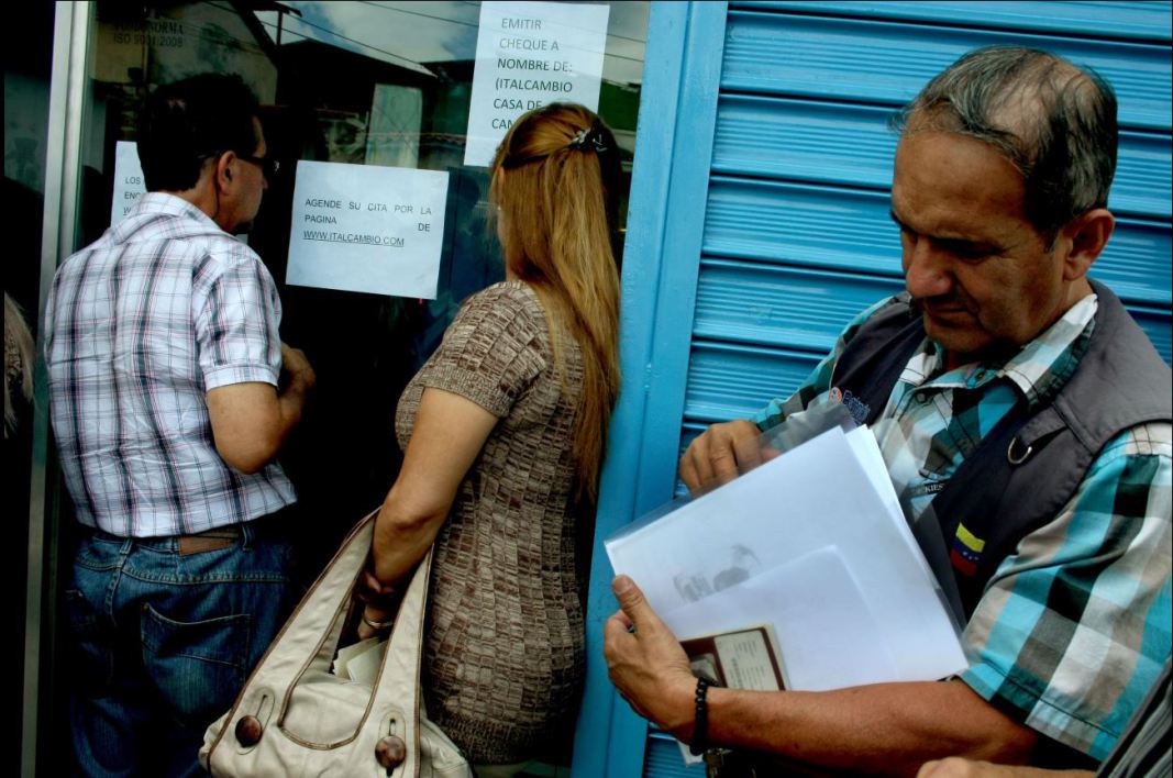 Alertan sobre presencia de gestores en casas de cambio de San Cristóbal