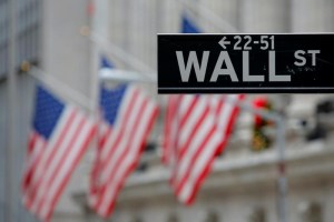 Wall Street cerró en fuerte baja por impacto del coronavirus