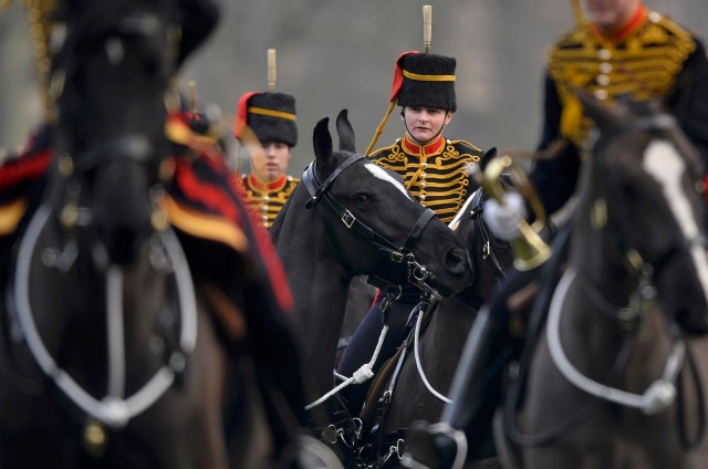 Horsemen prepare to leave after the King's Troop Royal Horse Artillery Royal 41-gun salute to mark the start of Queen Elizabeth's Blue Sapphire Jubilee year at Green Park in central London, Britain, February 6, 2017. REUTERS/Hannah McKay