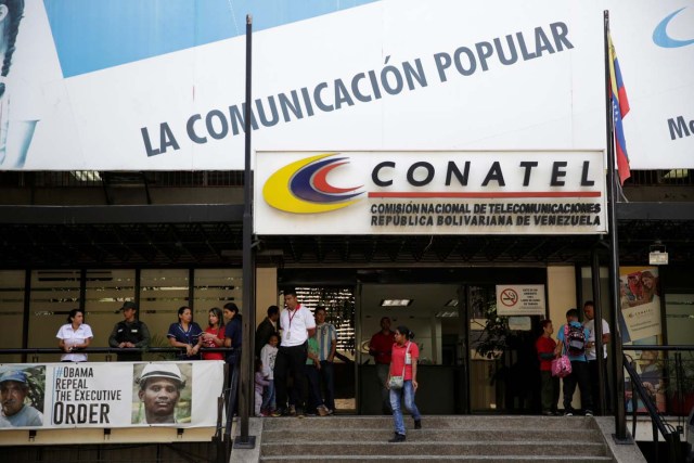 Fachada de la sede de Conatel en Caracas (Foto: Reuters)
