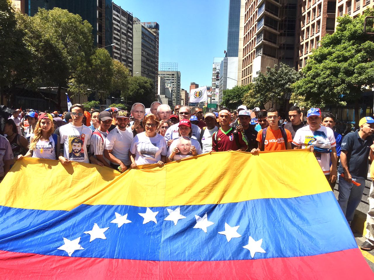 Mitzy de Ledezma: Venezuela esta presa como Leopoldo y Ledezma