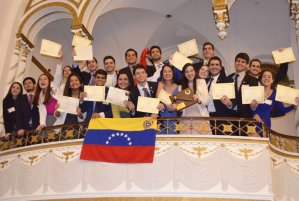 Estudiantes venezolanos ganan premios en Modelo de las Naciones Unidas