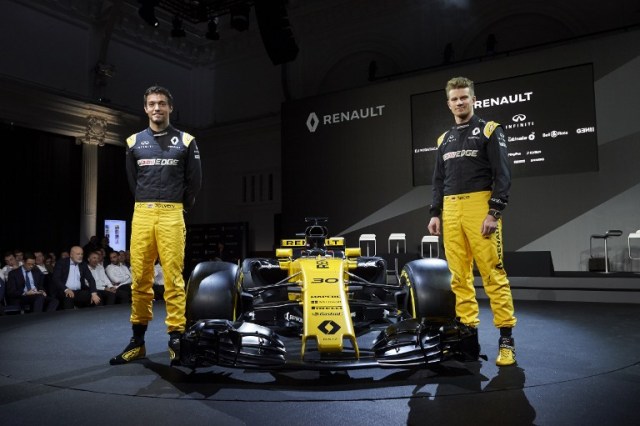 AUTO-PRIX-F1-RENAULT-LAUNCH