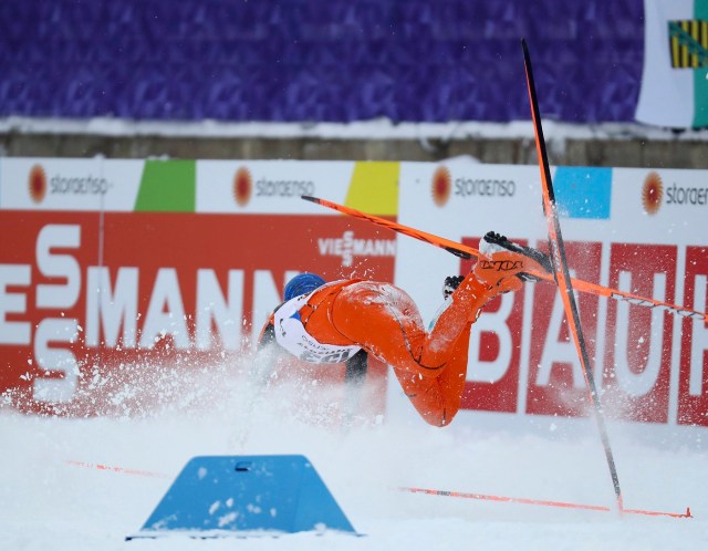 FIS Nordic Ski World Championships - Men's Cross Country - Qualification - Lahti, Finland - 23/2/17 - Adrian Solano of Venezuela crashes during the competition. REUTERS/Kai Pfaffenbach TPX IMAGES OF THE DAY
