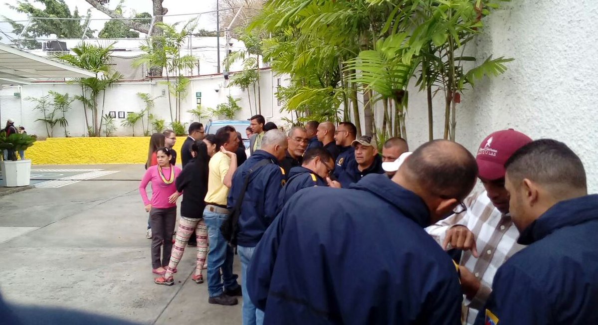 Trabajadores de Globovisión protestan por bajos salarios
