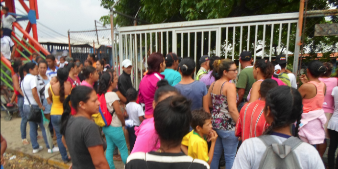 Robo de alimentos en escuela de La Piedad desató protesta en Lara